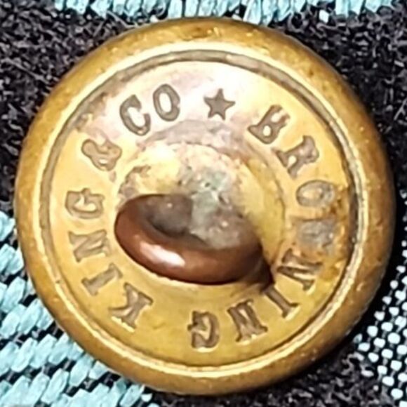 Vintage C&NW Brass Uniform Buttons Set of 3 Chicago North Western Railway - Picture 2 of 6